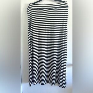 Style & Co. Women’s Medium Long Maxi Skirt Elastic Waist - Black & White Striped